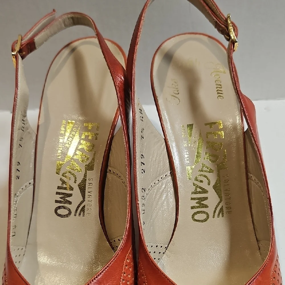 Salvatore Ferragamo Women's Rust Slingback Heels Size 7.5 AA - Picture 11 of 12